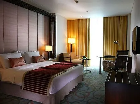 Hotel Restaurant & Casino De Nachtegaal 4*