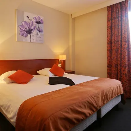 Restaurant & Casino De Nachtegaal Hotel 4*